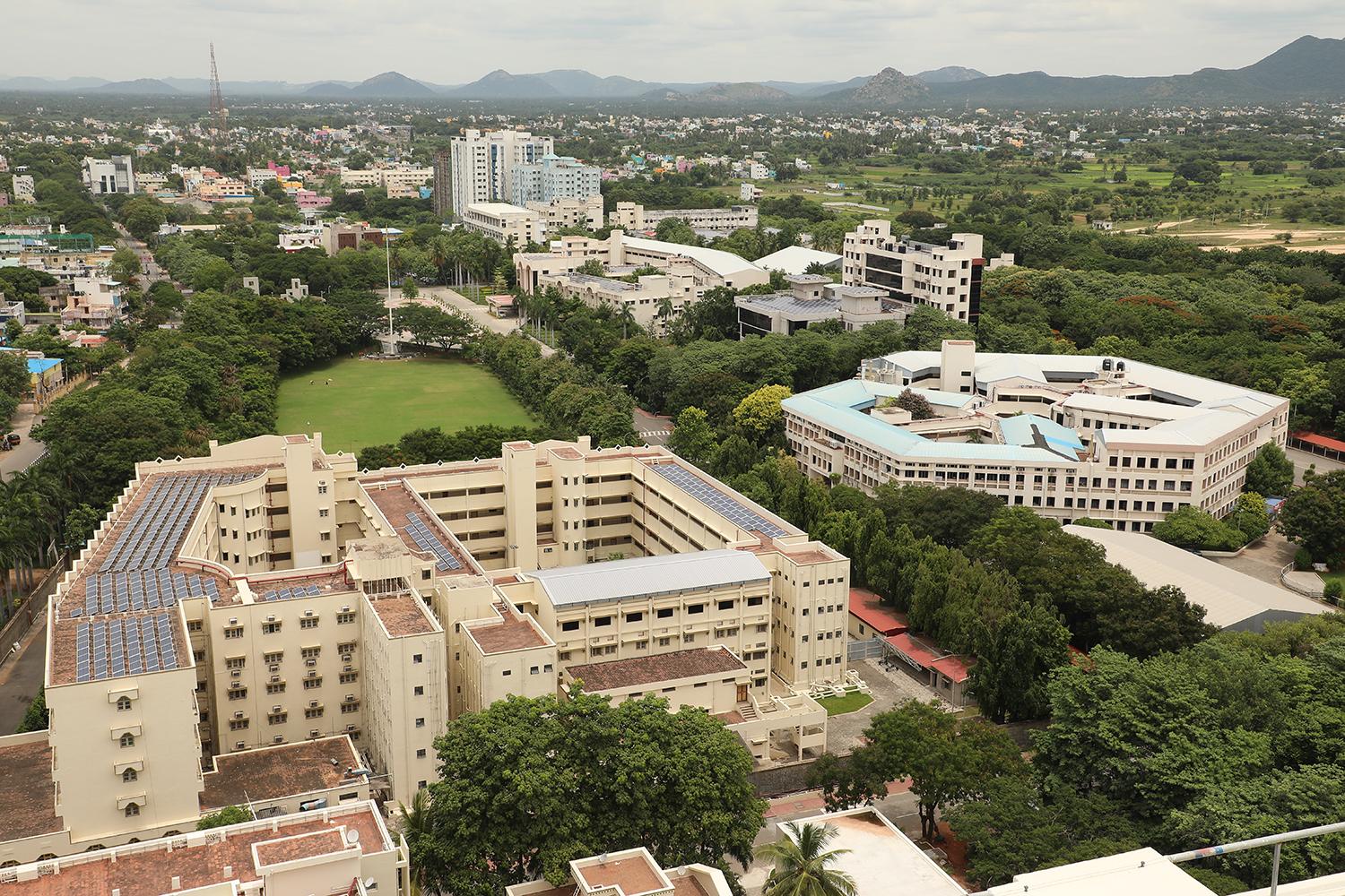 Vellore Institute of Technology (VIT Chennai, VIT Vellore, VIT AP, VIT-Bhopal) campus gallery image 2