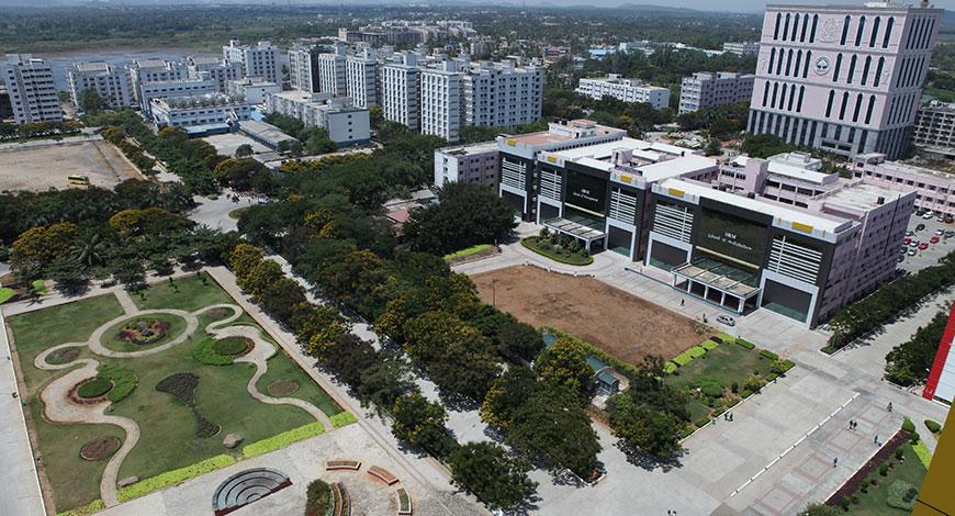 SRM Institute of Science and Technology campus gallery image 4