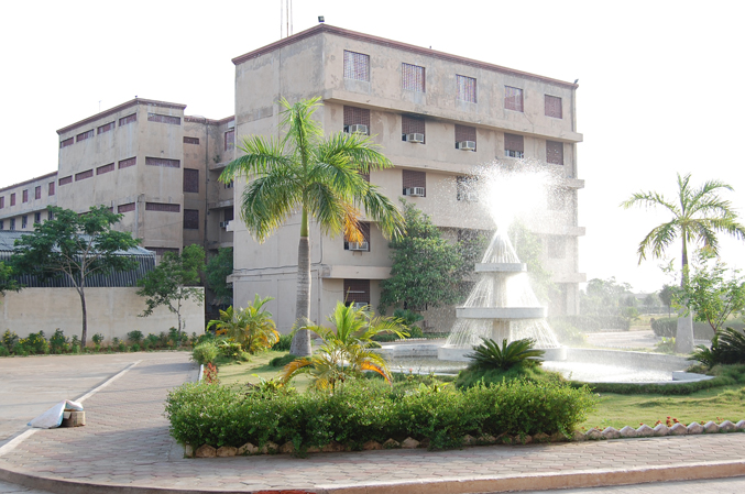 Dr. Paul's Engineering College campus gallery image 3