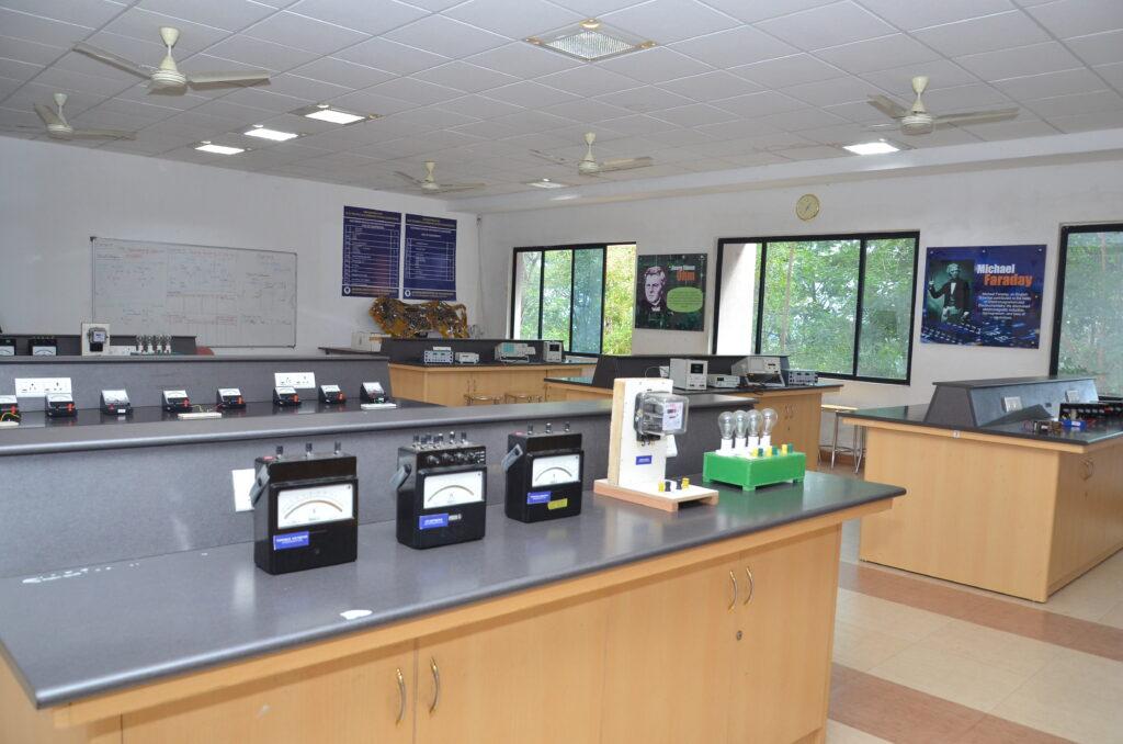 James College of Engineering and Technology campus gallery image 2