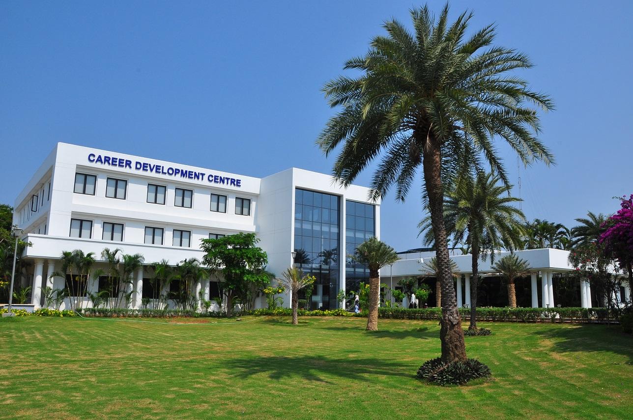 Sri Sivasubramaniya Nadar College of Engineering campus gallery image 3