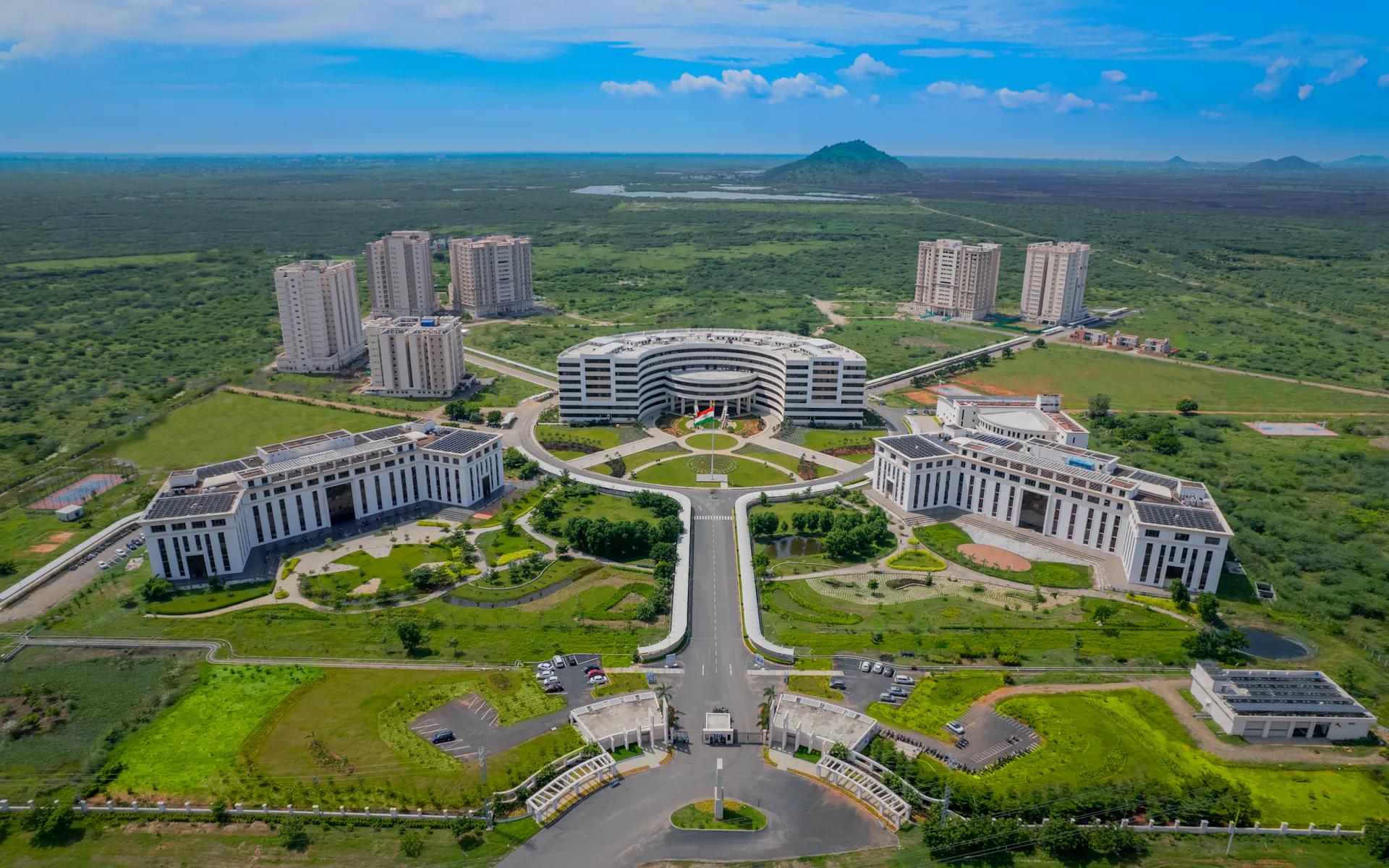 Vellore Institute of Technology (VIT Chennai, VIT Vellore, VIT AP, VIT-Bhopal) campus gallery image 1